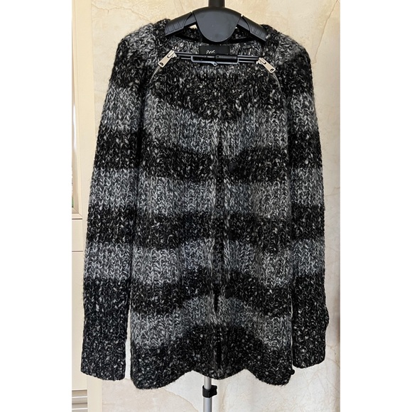 Scotch & Soda Sweaters - Scotch & Soda Long Knit Cardigan with Snaps up front - 2
